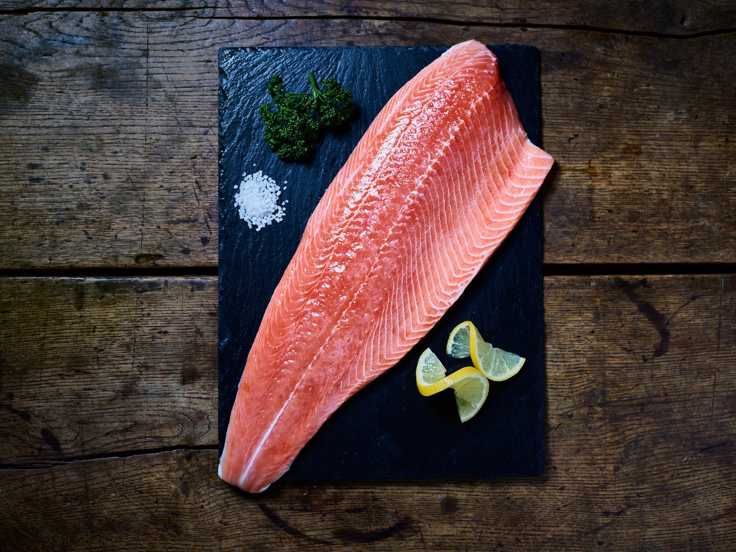 LandLachs-Filet, ca. 1kg, ohne Haut, ganze Seite.